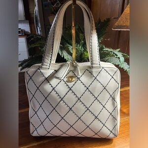 Vintage Chanel off Cream Leather Tote Bag
